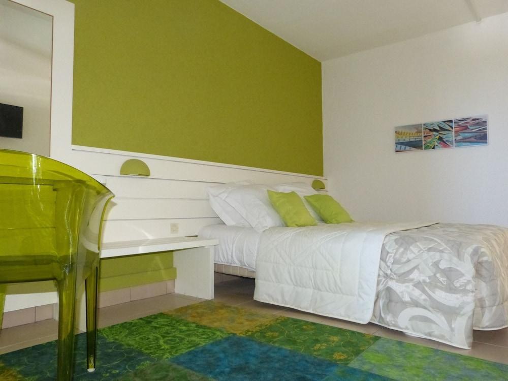 Hotel Les Aigrettes Saint-Gilles-les-Bains Exterior foto